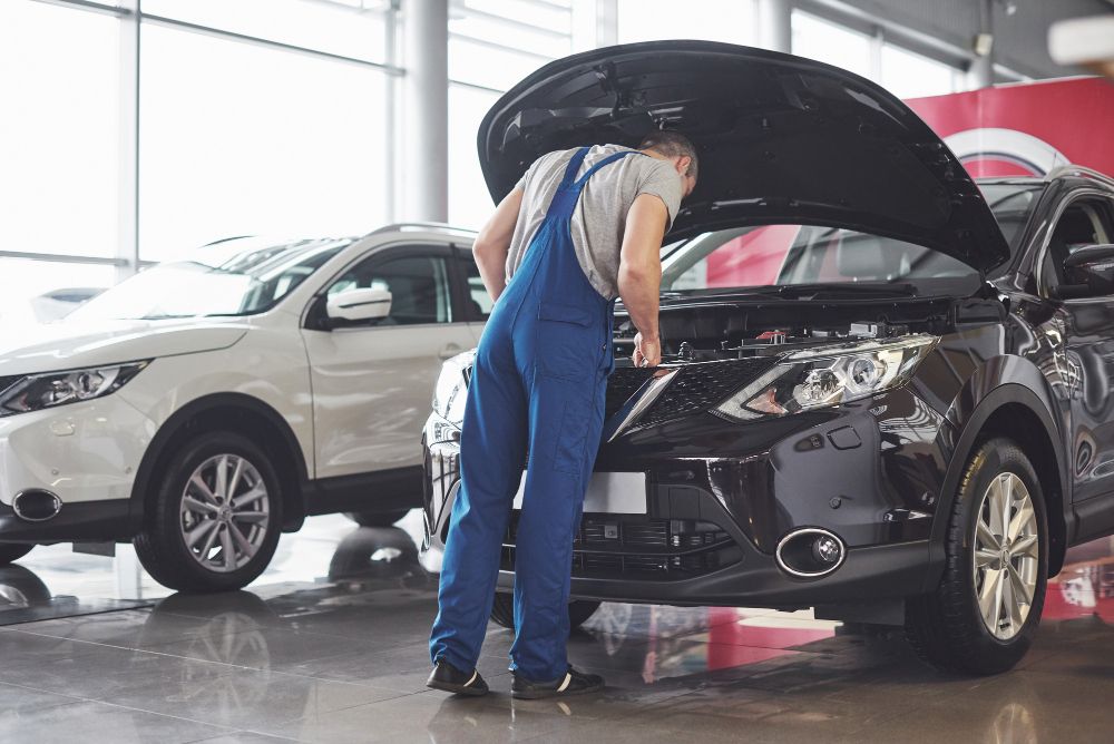 7 Tips Membeli Mobil Bekas yang Aman, biar Gak Ketipu Penampilan Doang!
