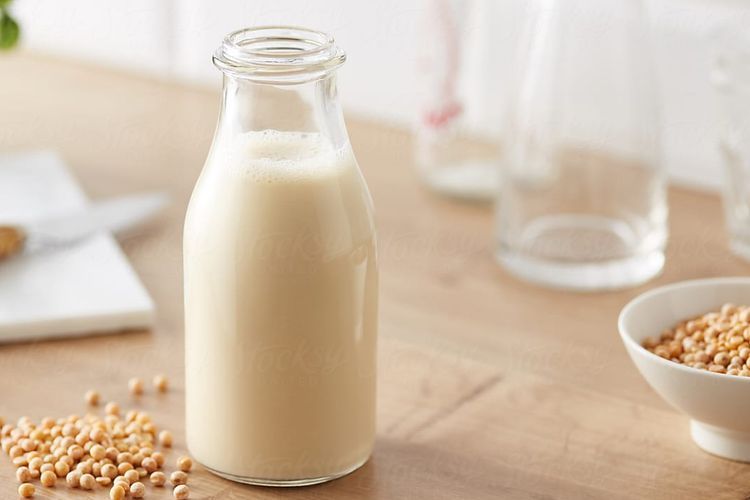 Gemar Minum Susu Kedelai? Ini Dia Nutrisi & Manfaatnya