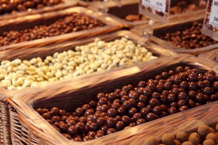 #KAMUHARUSTAU 5 Manfaat Coklat Bagi Kesehatan