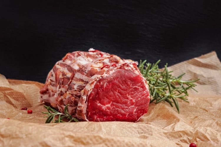 Benarkah Konsumsi Daging Merah Berisiko Terkena Kanker Payudara?