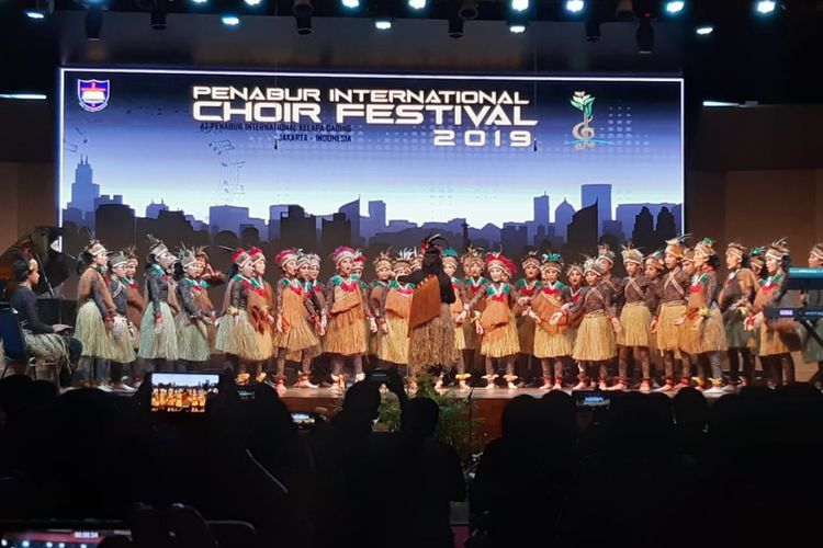 PICF Menampilkan Paduan Suara Asal Papua