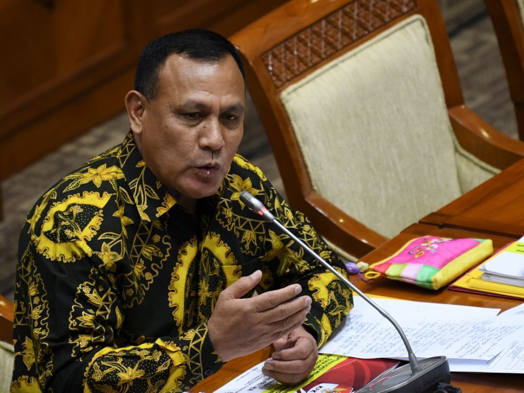Polisi Sita Sejumlah Barang Bukti saat Geledah Rumah Firli Bahuri, Apa Saja?