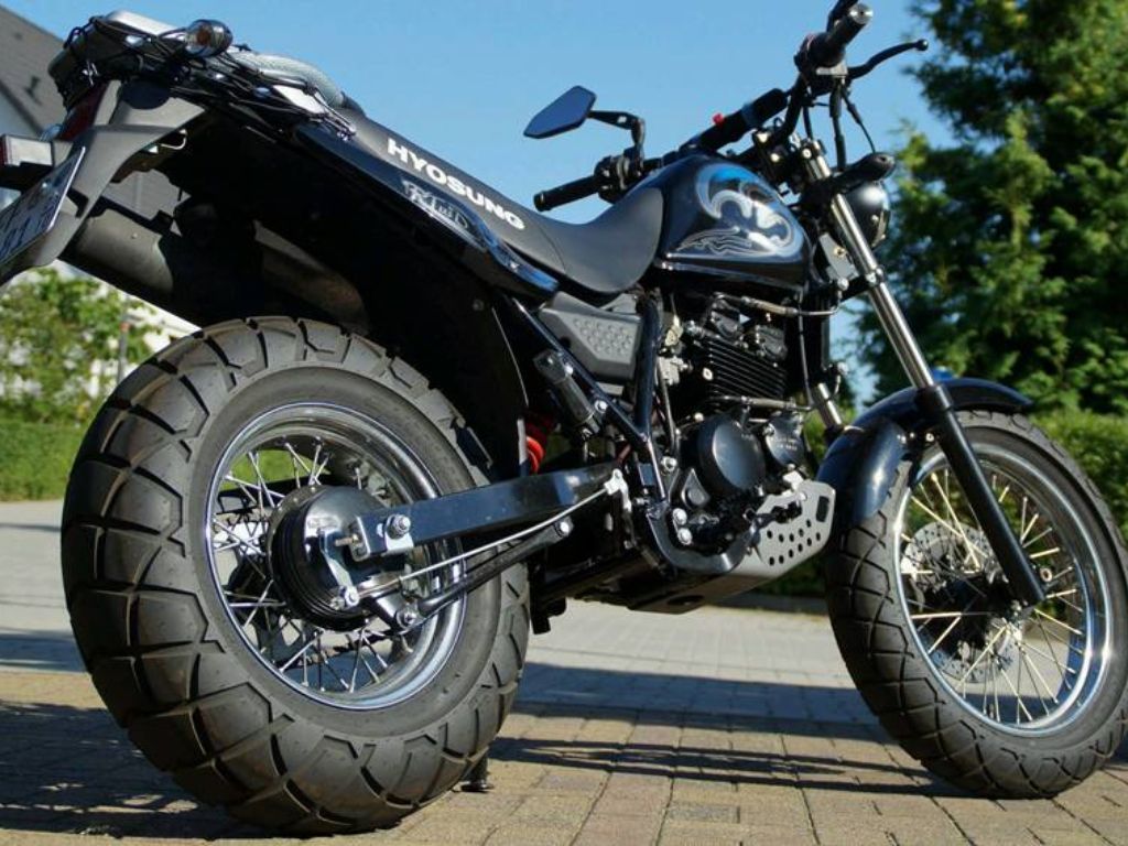 5 Bahaya Ban Motor Gundul yang Harus Kamu Pahami, Berisiko Tinggi!