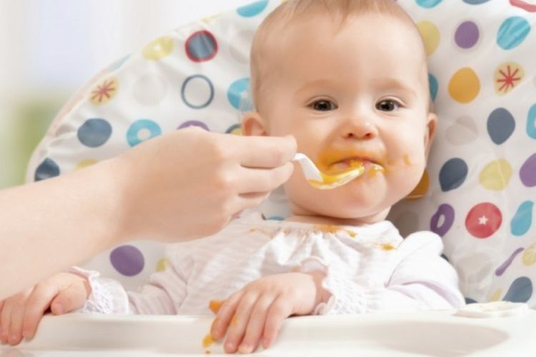 8 Menu MPASI 6 Bulan untuk Anak, Variatif dan Bernutrisi