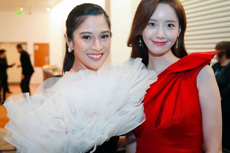 Momen Manis Dian Sastro & Yoona SNSD Bertemu Buat Netizen Terpukau