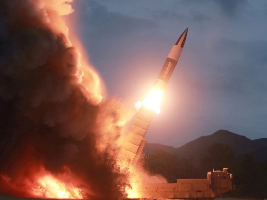 Israel Nyatakan Siaga 48 Jam usai Diserang Roket oleh Kelompok Hizbullah