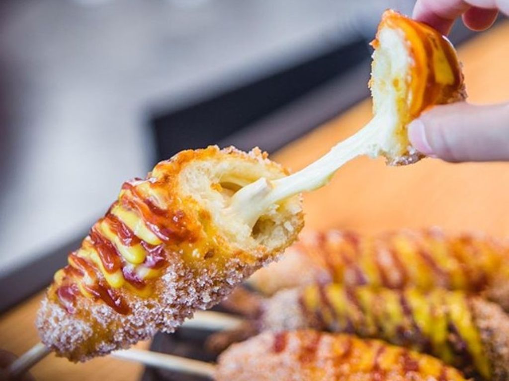 Cobain Resep Corn Dog Mozzarella, Jajanan Korea yang Lagi Viral