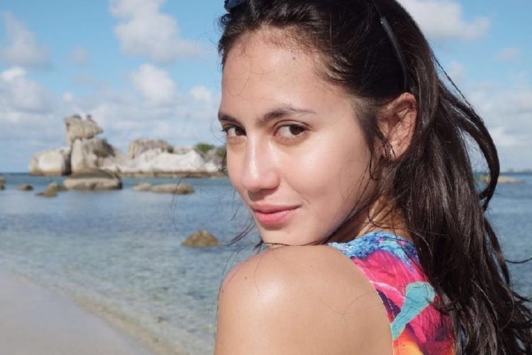 Cantik Alami, Ini 5 Potret Pevita Pearce Tanpa Makeup