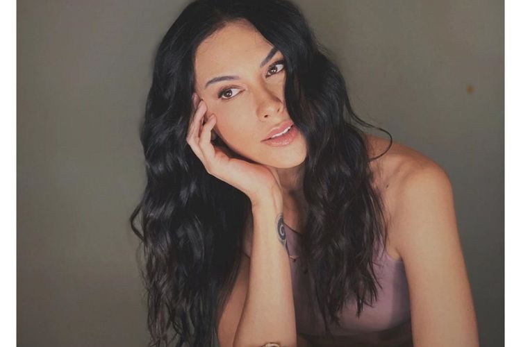 Jadi Vegan, Ini Menu Pilihan Sophia Latjuba Waktu Makan di Warteg