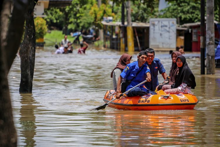 Tak Hanya Mie Instan, Ini Pilihan Makanan Bergizi untuk Korban Banjir