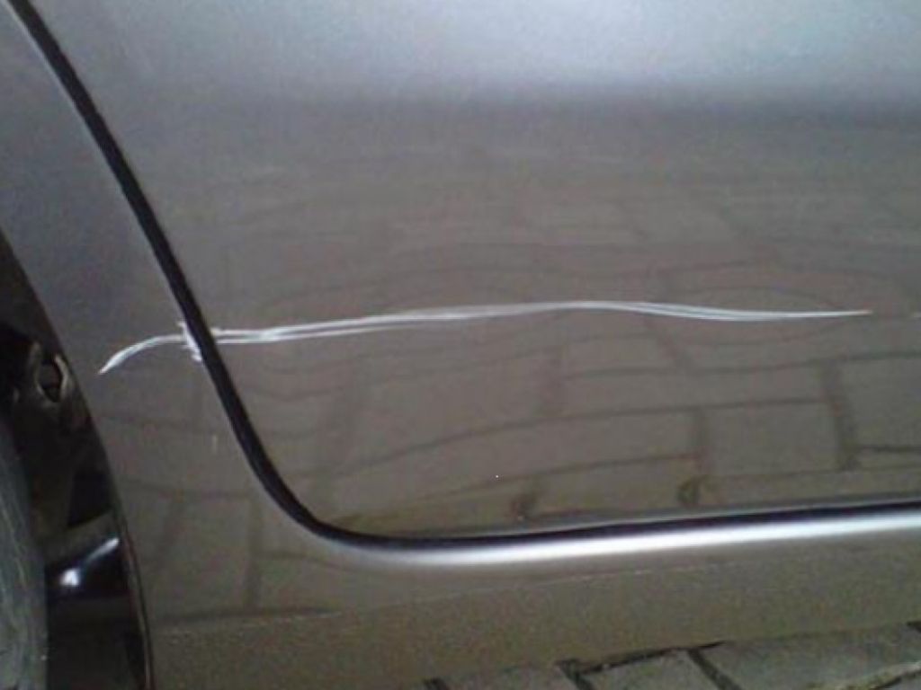 Body Mobil Tergores, Apa Perlu Cat Ulang?