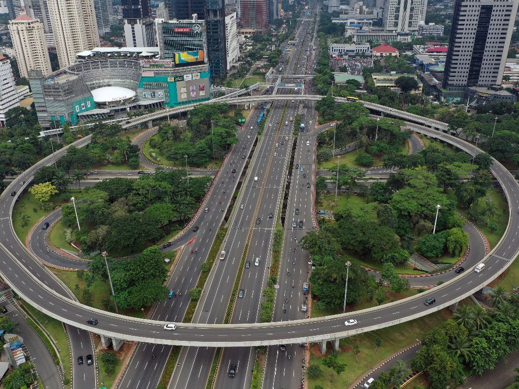 Bahu Jalan Tol Semanggi-Cawang Boleh Dilintasi, Polda Metro Ingatkan Prioritaskan Kendaraan Darurat
