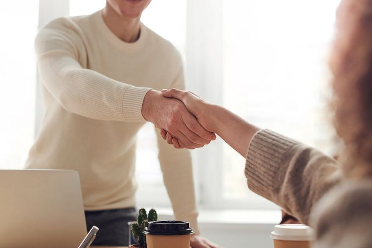5 Cara Mengatasi Cemas saat Interview Kerja, Biar Percaya Diri