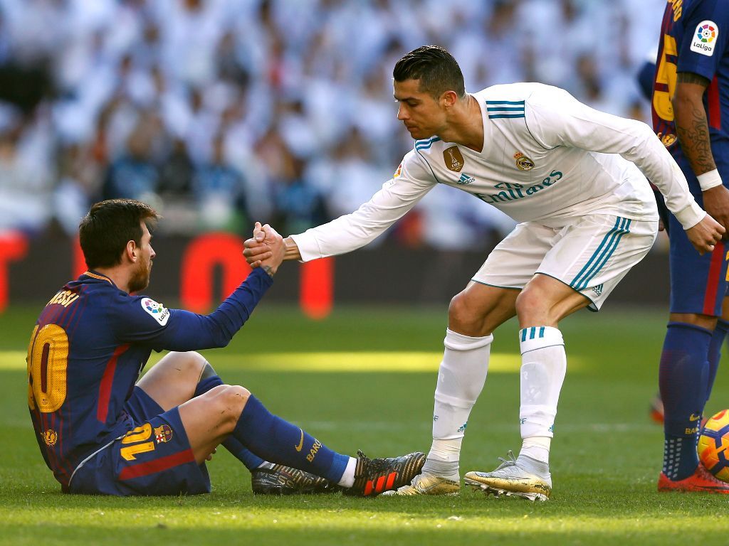 Meski Memiliki Rivalitas yang Sengit, Cristiano Ronaldo Akui Hubungan Dengan Lionel Messi Cukup Akur
