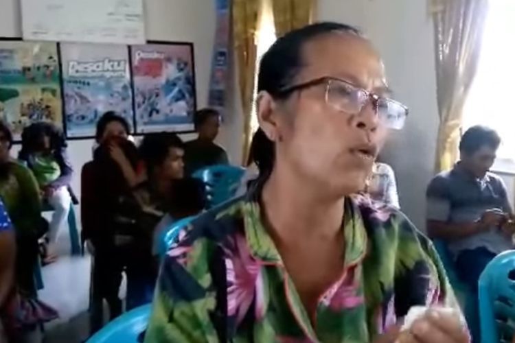 Viral! Ibu-ibu Protes ke Camat, Harusnya Terima Bansos Rp600.000, Malah Diberi Rp100.000