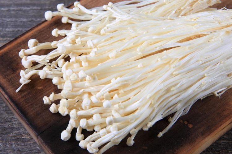 Ramai Diperbincangkan, Ini 5 Manfaat Jamur Enoki