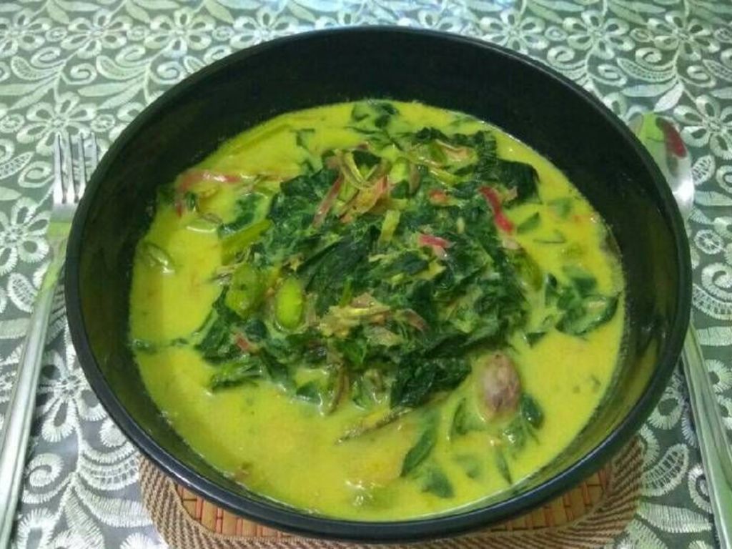 3 Olahan Daun Singkong yang Nikmat untuk Lauk Makan Siang, Cobain! 