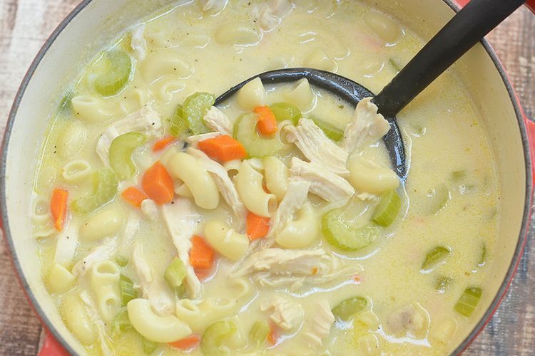 Yuk, Bikin Sup Ayam Macaroni untuk Menu Makan Malam