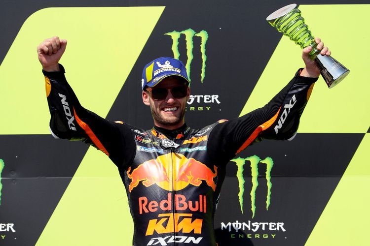 FOTO: Brad Binder Antarkan Kemenangan Perdana KTM di MotoGP