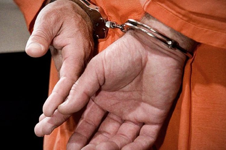 Pria di Medan Terciduk Warga Saat Maling Ban Serap dan Kaca Spion Mobil