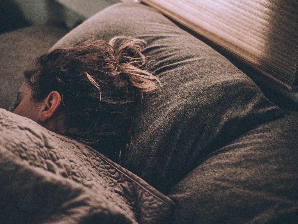 Baik untuk Kesehatan, Berikut Ini Fakta Tidur dalam Gelap