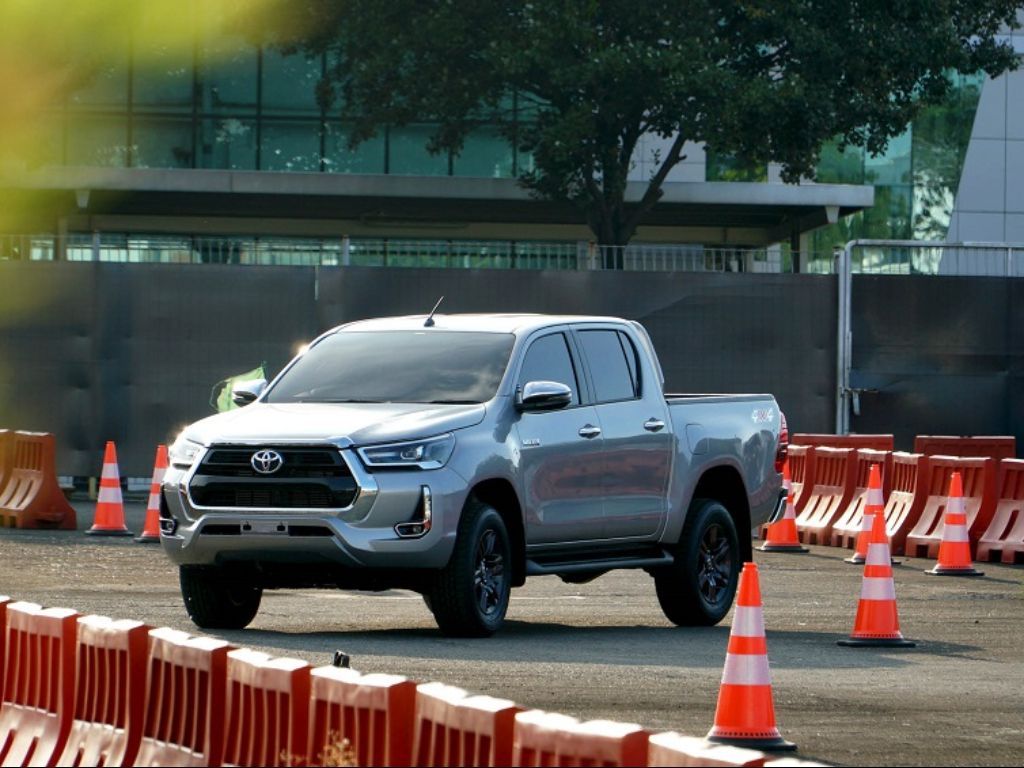 Dijual Murah, Ini 5 Tips Beli Mobil Double Cabin Bekas Tambang yang Harus Kamu Perhatikan!