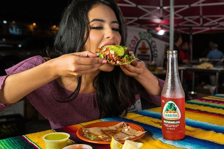 5 Kebiasaan Makan Malam yang Harus Dihindari Jika Ingin Menurunkan Berat Badan