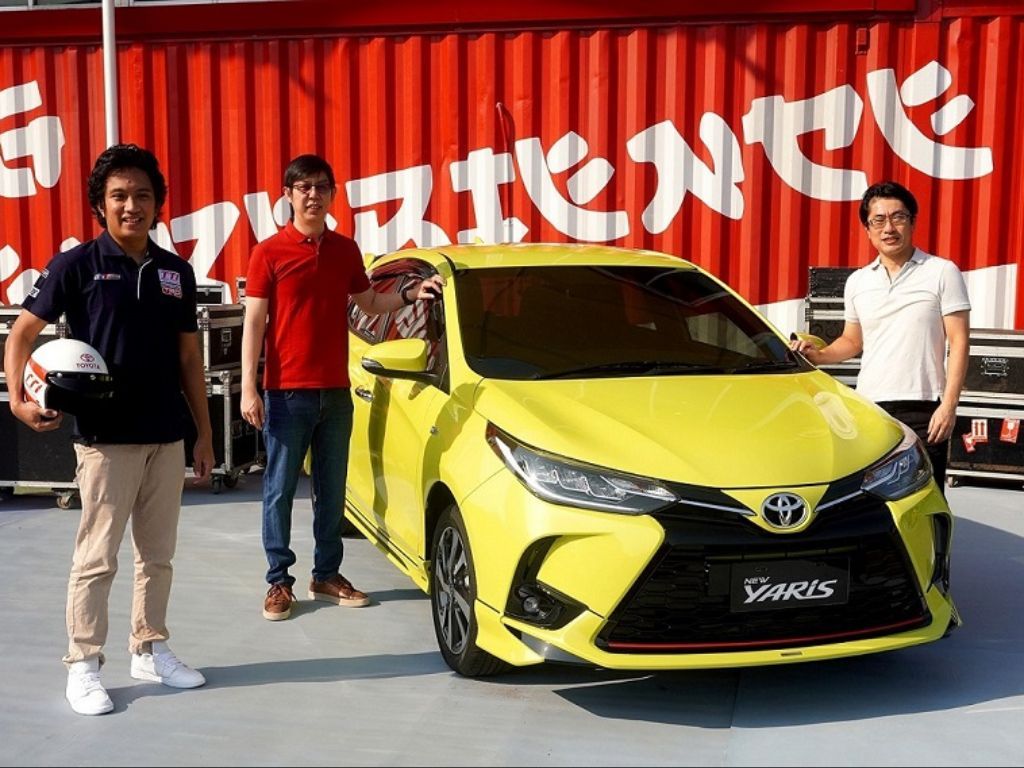 5 Perbandingan Honda City Hatchback RS vs Toyota Yaris, Mana Pilihan Mobil Hatchback Terbaik?