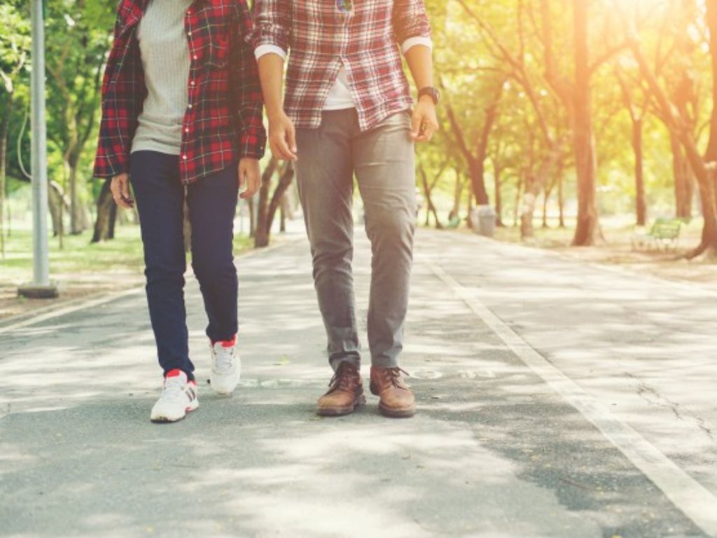 Benarkah Rutin Jalan Kaki Bisa Membuat Hati Lebih Baik?