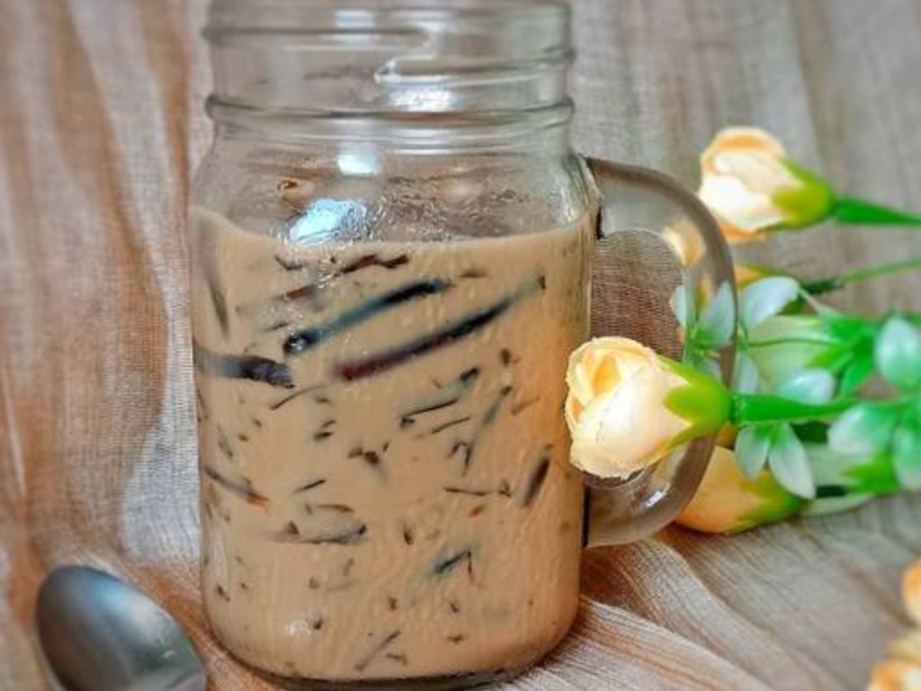17 Ide Nama Usaha Es Cappuccino Cincau Kekinian Ala Gen Z, Dijamin Auto Bikin Kepincut!