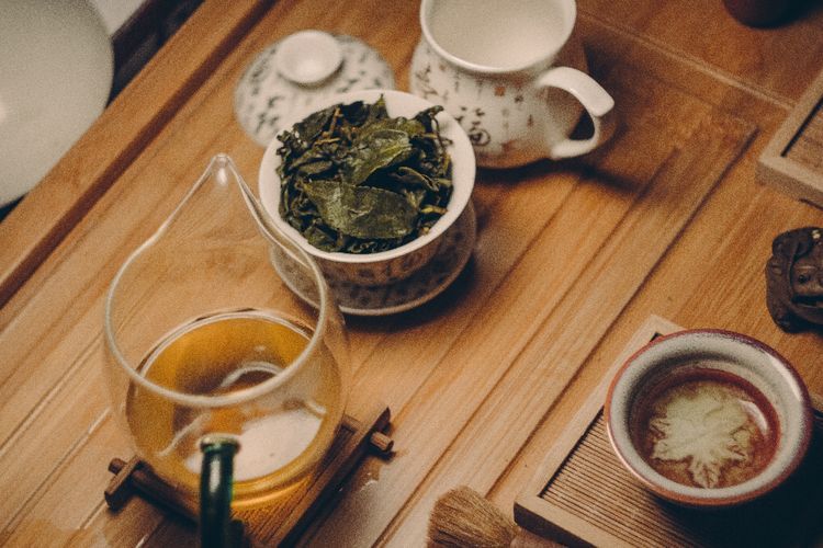 Tambahkan Kunyit dan Kayu Manis ke Dalam Teh Hijau untuk Menurunkan Berat Badan