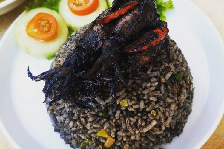 Resep Nasi Goreng Cumi Hitam 