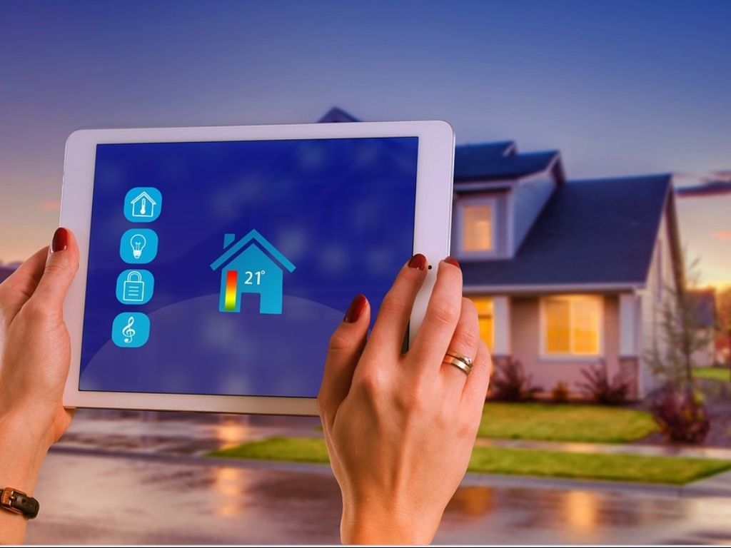 5 Rekomendasi Teknologi Smart Home, Apa Saja Ya?
