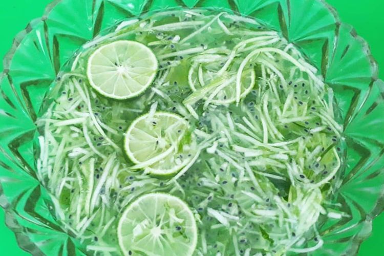 Cara Membuat Es Kuwut Timun, Minuman Manis-manis Asem yang Menyegarkan 