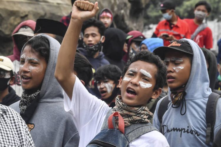 Apa Pemicu Anak di Bawah Umur Ikut Aksi Demonstrasi?