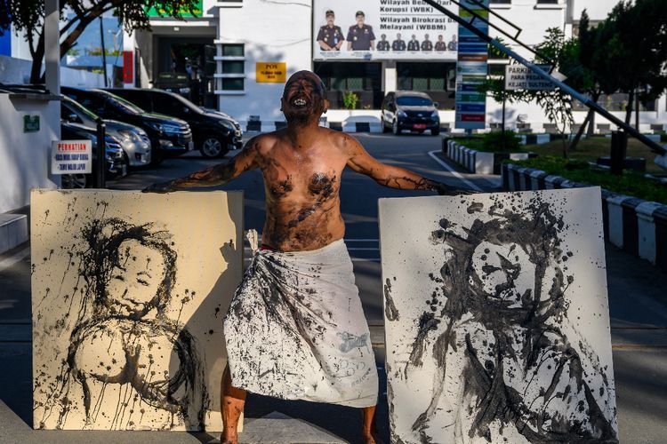 FOTO: Performing Art - The End