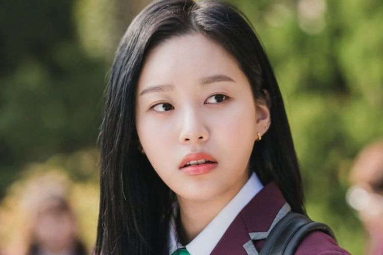 Tampilan Terbaru Park Yoo Na dalam Drama Adaptasi Webtoon 'True Beauty'
