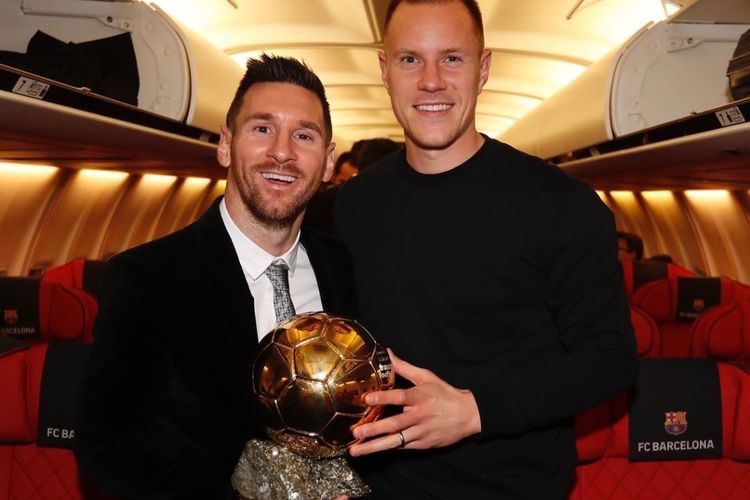 Ter Stegen: Saya Harap Messi Terus di Barcelona dan Bahagia!