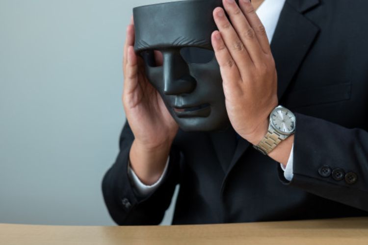 Begini Cara Mudah Lepas dari Pasangan yang Bersikap Manipulatif