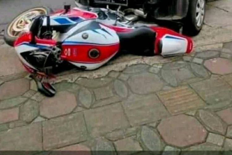 Ditabrak Mobil Ayla, Berapa Harga CBR1000RR SP?