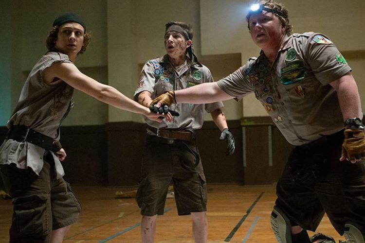 Sinopsis Film Horor Komedi 'Scouts Guide to the Zombie Apocalypse (2015)'