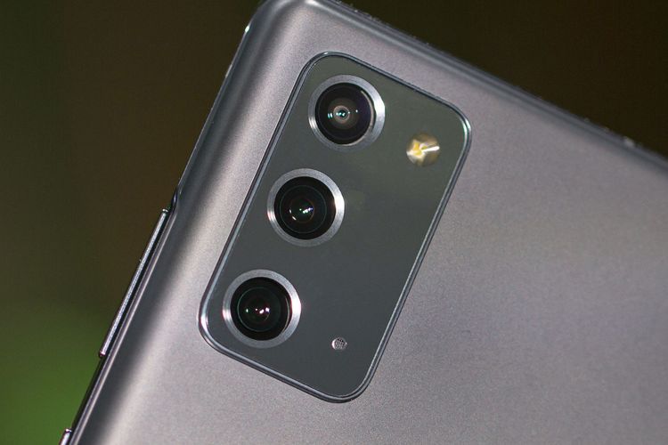 Samsung Dilaporkan Sedang Kembangkan Sensor Kamera Beresolusi 600MP!