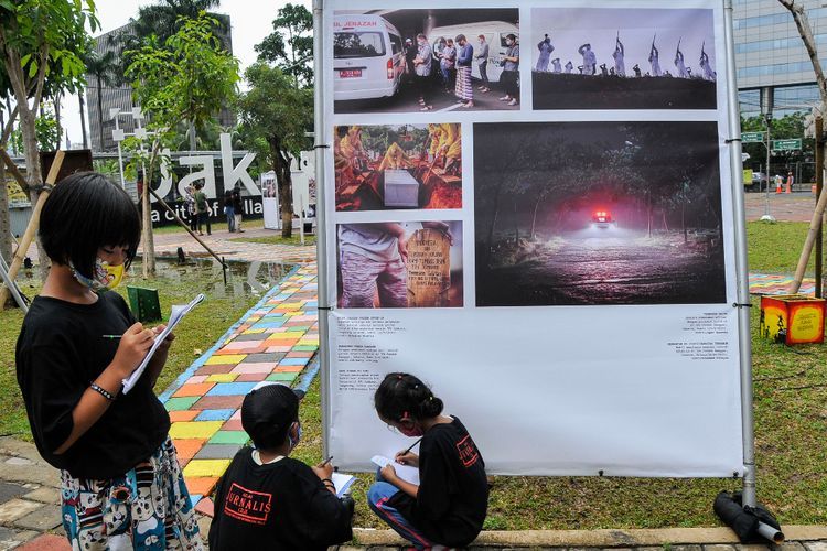FOTO: Edukasi Foto Jurnalistik Bagi Anak-Anak