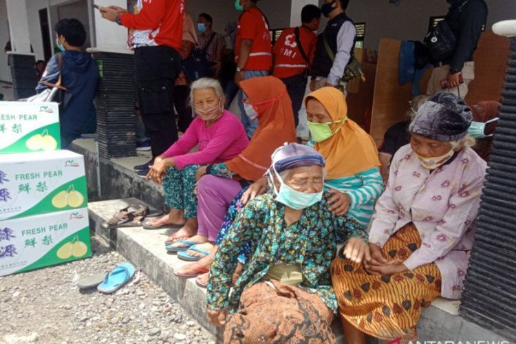 Pilkada Sleman, Pengungsi Merapi Mencoblos di TPS Khusus