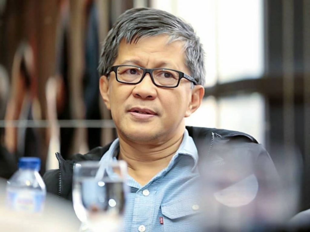 Rocky Gerung Nyatakan Siap Penuhi Panggilan Penyidik Hari Ini Didampingi Tim Penasihat Hukum
