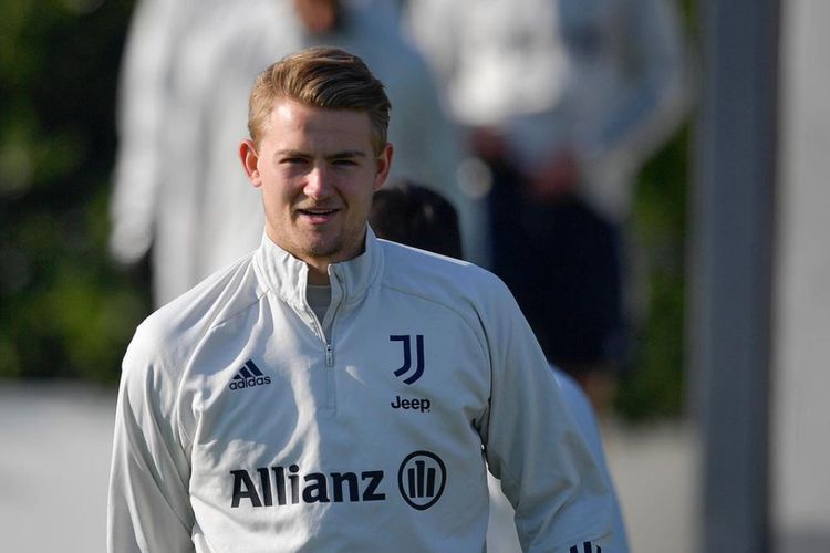 Bek Juventus Matthijs de Ligt Terkonfirmasi Positif Covid-19