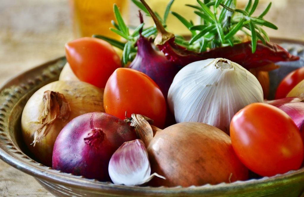 5 Tanaman Dapur yang Bisa Digunakan sebagai Obat Herbal Alami