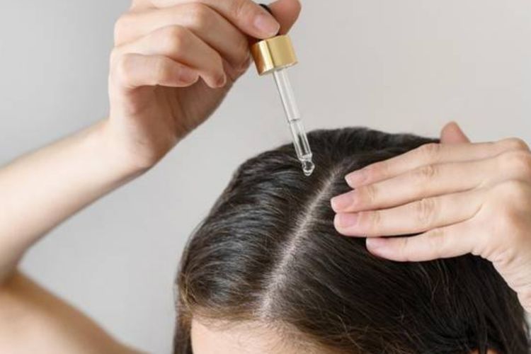 Atasi Rambut Rusak Dengan Shampo yang Mengandung Keratin 