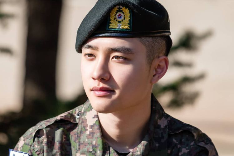 D.O. EXO Akhirnya Resmi Selesaikan Wajib Militer Hari Ini