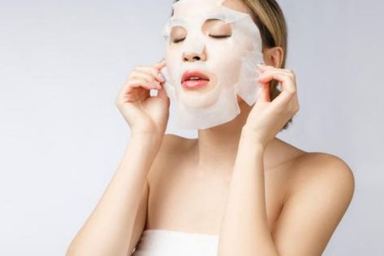 3 Rekomendasi Sheet Mask yang Efektif Melembabkan Kulit